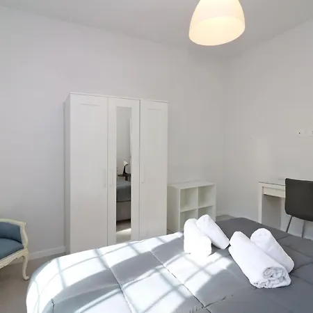 Galliano In Apartament Florencja